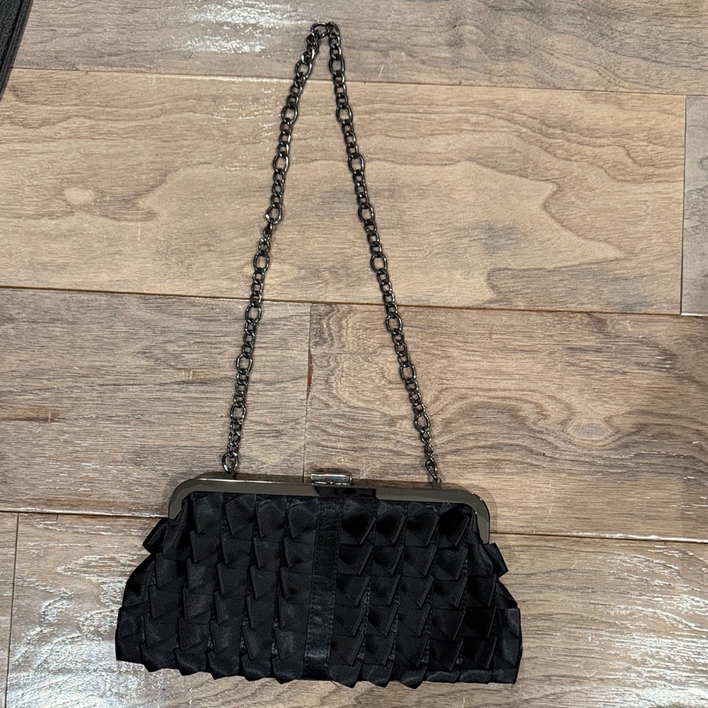 Jessica McClintock Elegant Black Chain Clutch